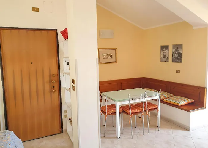 Umberto Ii בובה מרינה