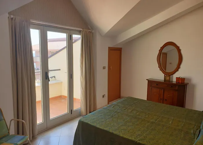 Umberto Ii * בובה מרינה